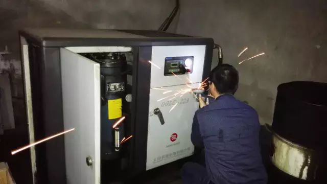 上海碩吉電動(dòng)機(jī)保護(hù)器在空壓機(jī)上的運(yùn)用